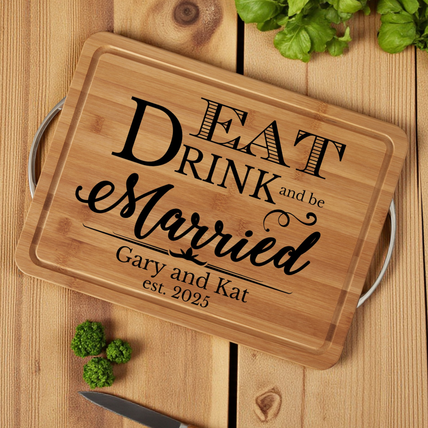 Personalized Wedding Cutting Board Or Charcuterie Serving Board In Bamboo Or Acacia Mr & Mrs Keepsake With Couples Name And Date For Bridal Shower Anniversary Engagement Or Housewarming Elegant Kitchen Decor And Entertaining Essential