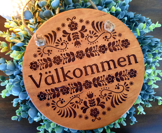 VALKOMMEN or VELKOMMEN Door Sign, Door Hanger, WELCOME, Front Door Welcome Sign, Door Hanger, Front Porch, Wall Hanger, Norsk